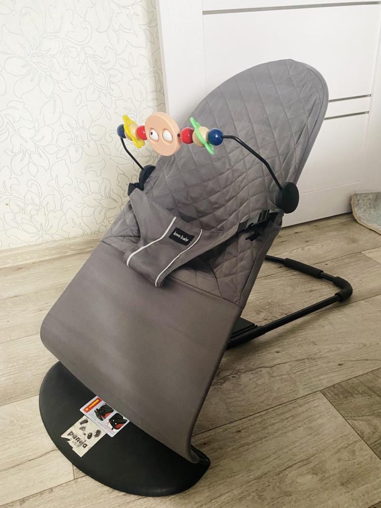 Продам шезлонг б/у