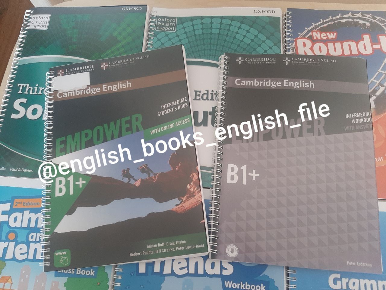 English grammar in use. Family and friends. English file. Английские к