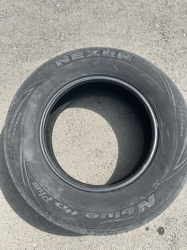 Продам резину б/у 225/70/16