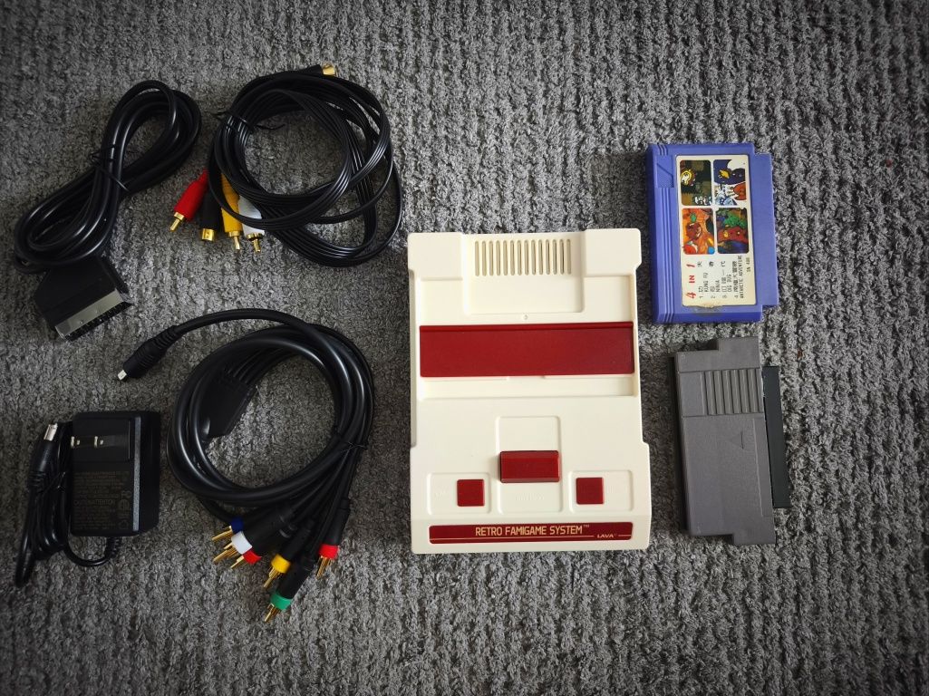 Продам Dendy, Famicom