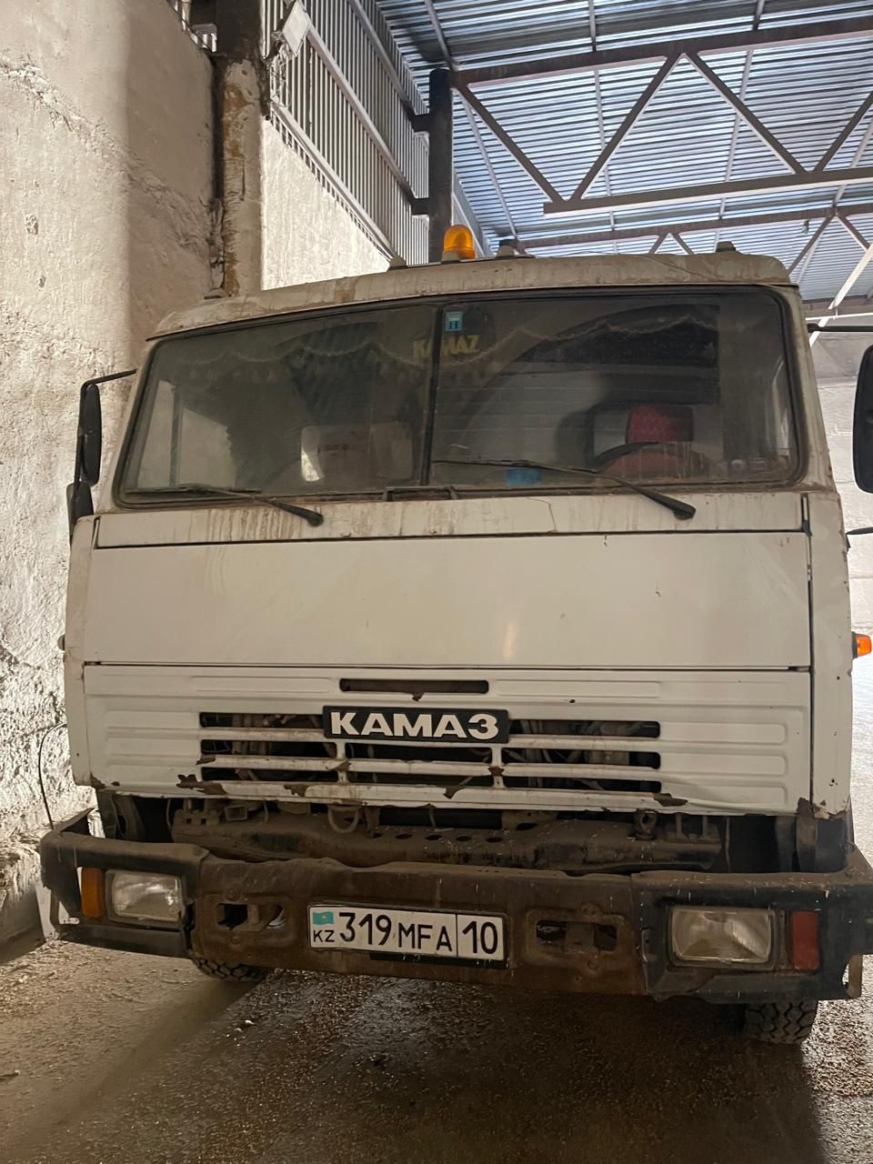 В продаже КамАЗ.