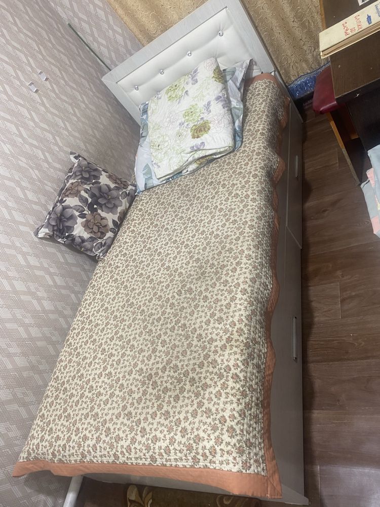 Продам диван и кровать