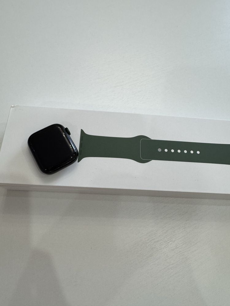 Apple watch series 7 41 мм