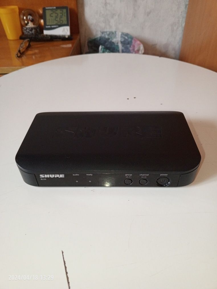 Радиомикрофон Shure BLX.