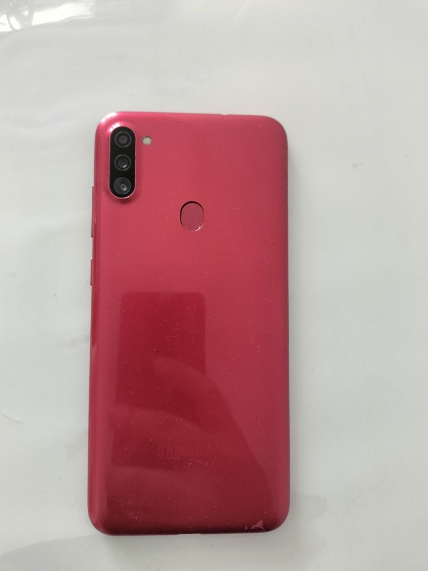 Продается Samsung A11 32gb