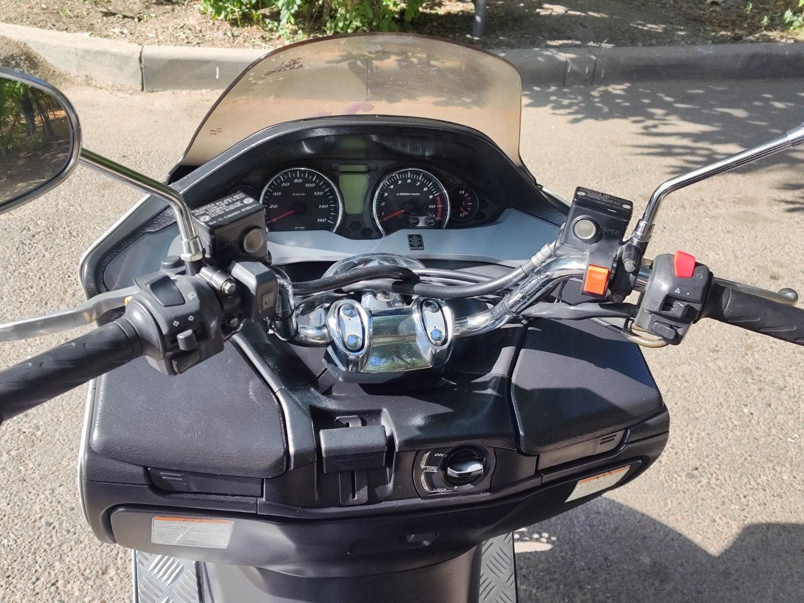 Продам Suzuki skawayv 250