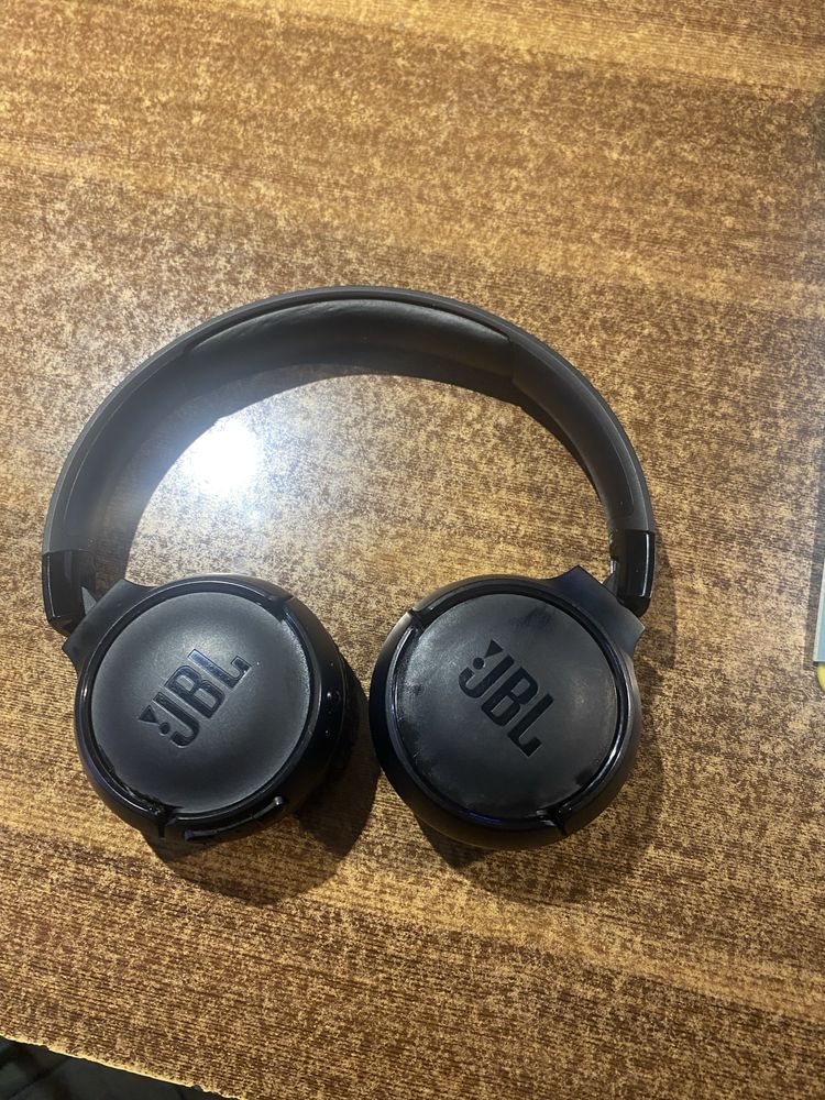 Наушники JBL Tune 520BT черный