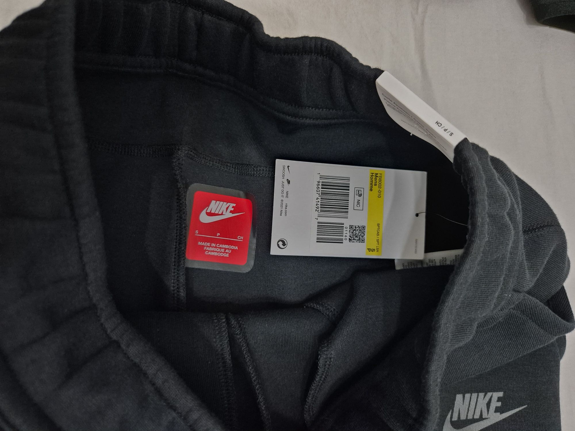 Nike tech fleece original new