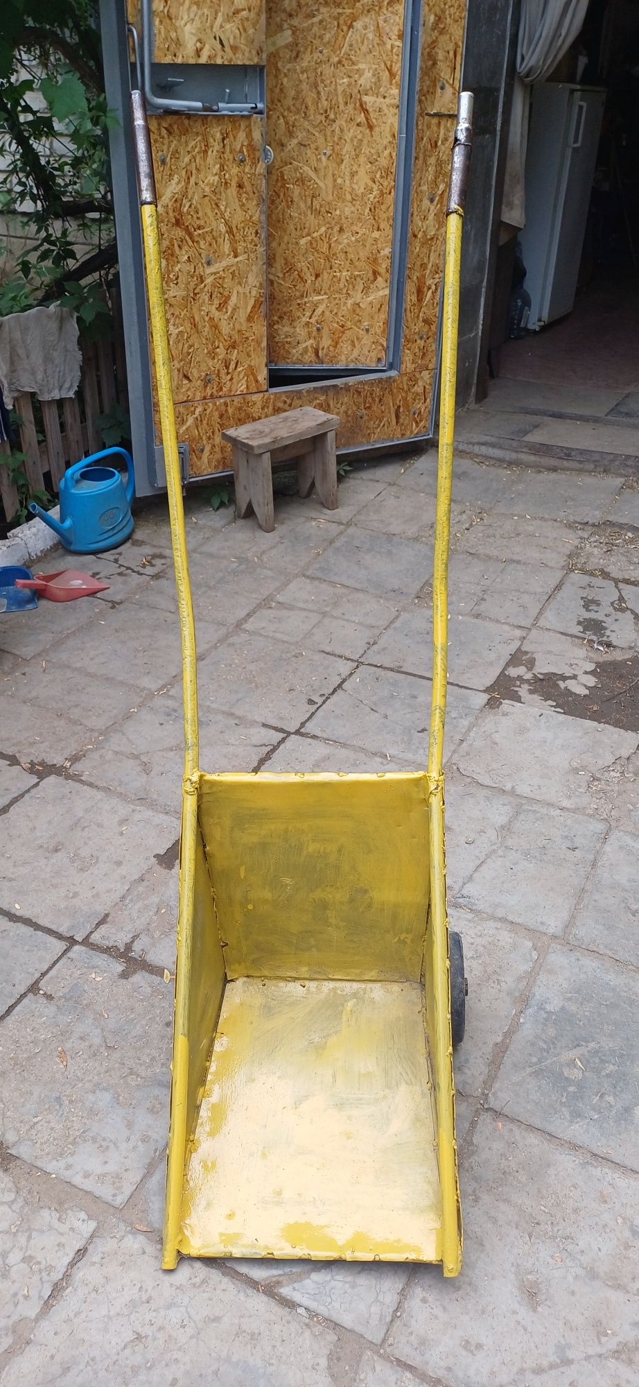 Продам тележку, тачку, удобную