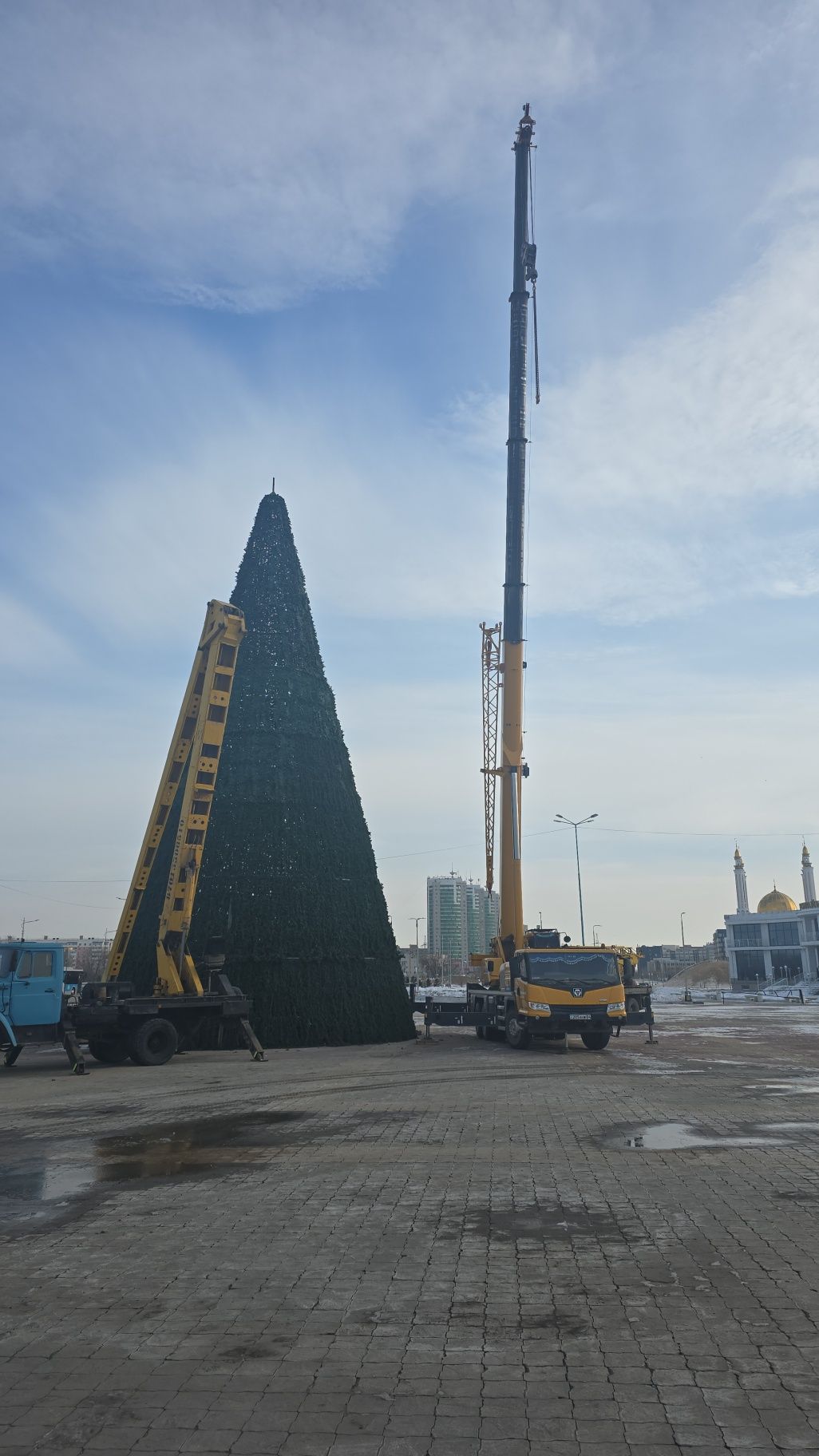 Продам автокран 30 тонник 2020 года