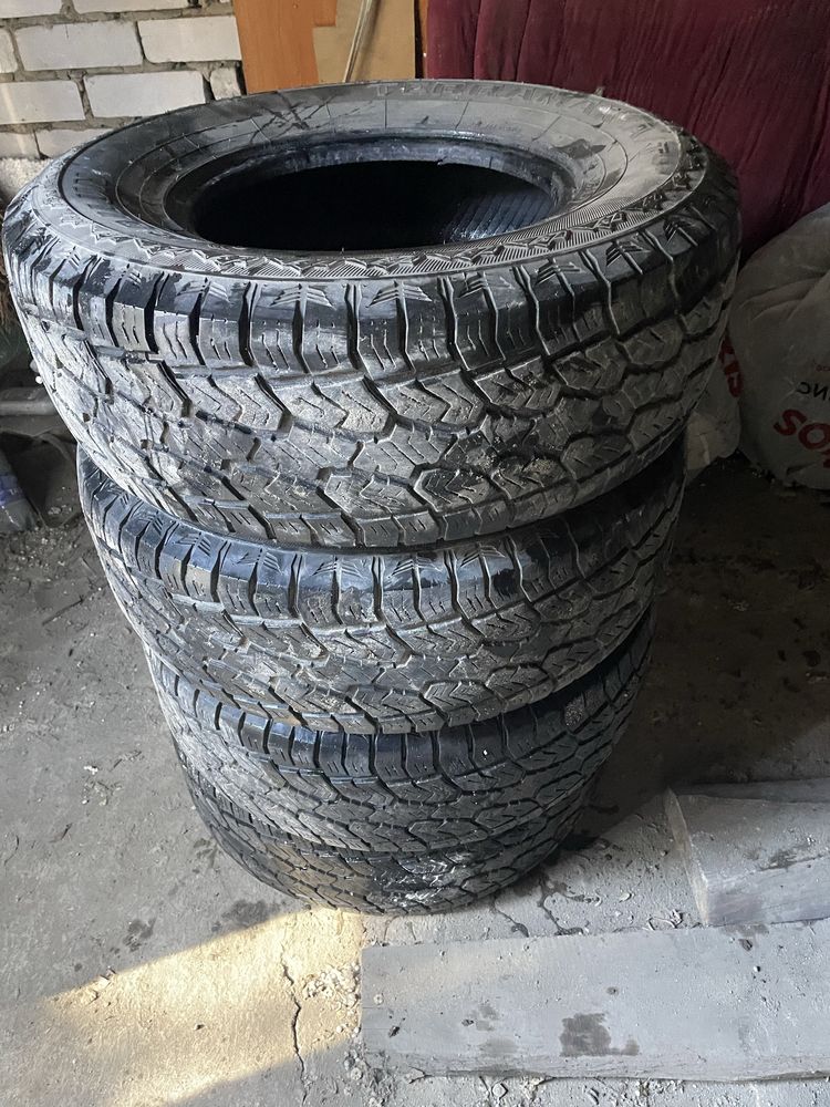 Продам шины r15