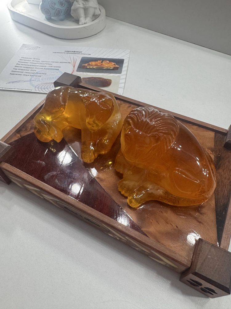 Янтарь цельный кусок