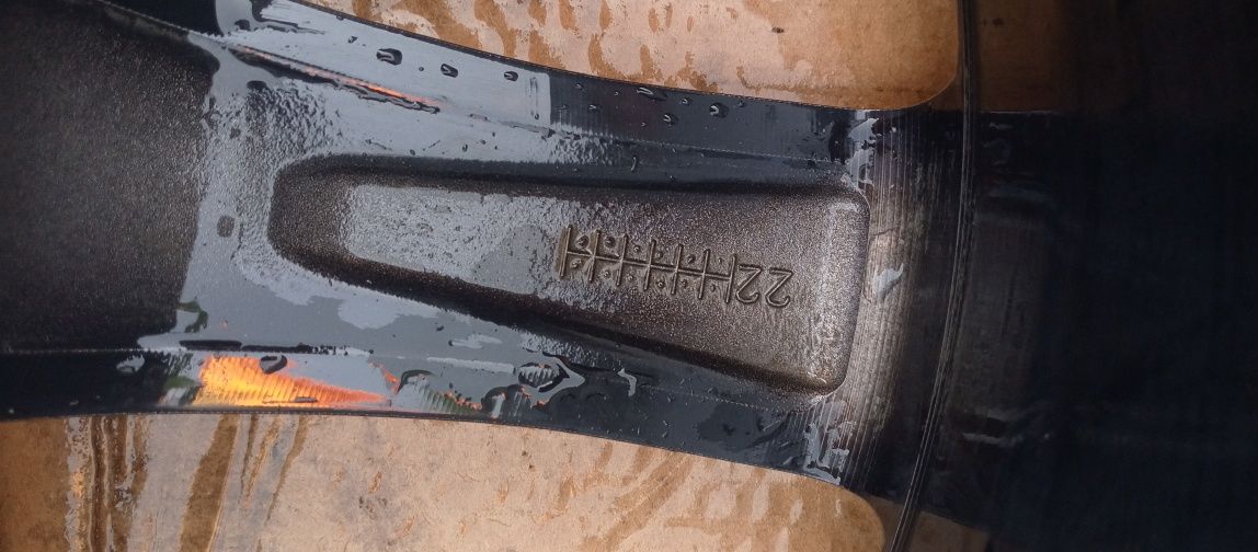Продам диски на Мерседес 19е