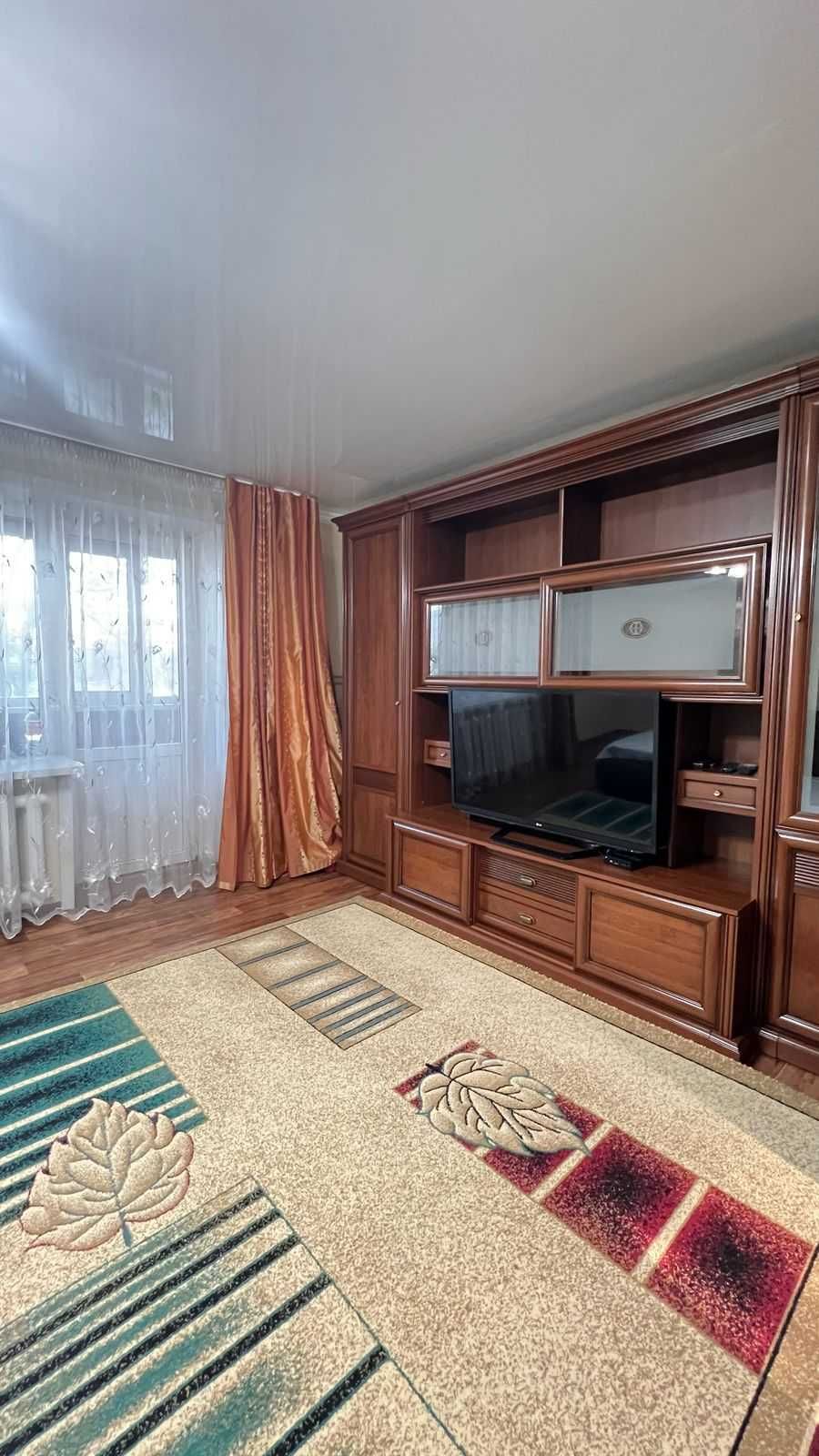 Продам 2-комнатную квартиру, 64 кв.м., 2006 год, Центр города