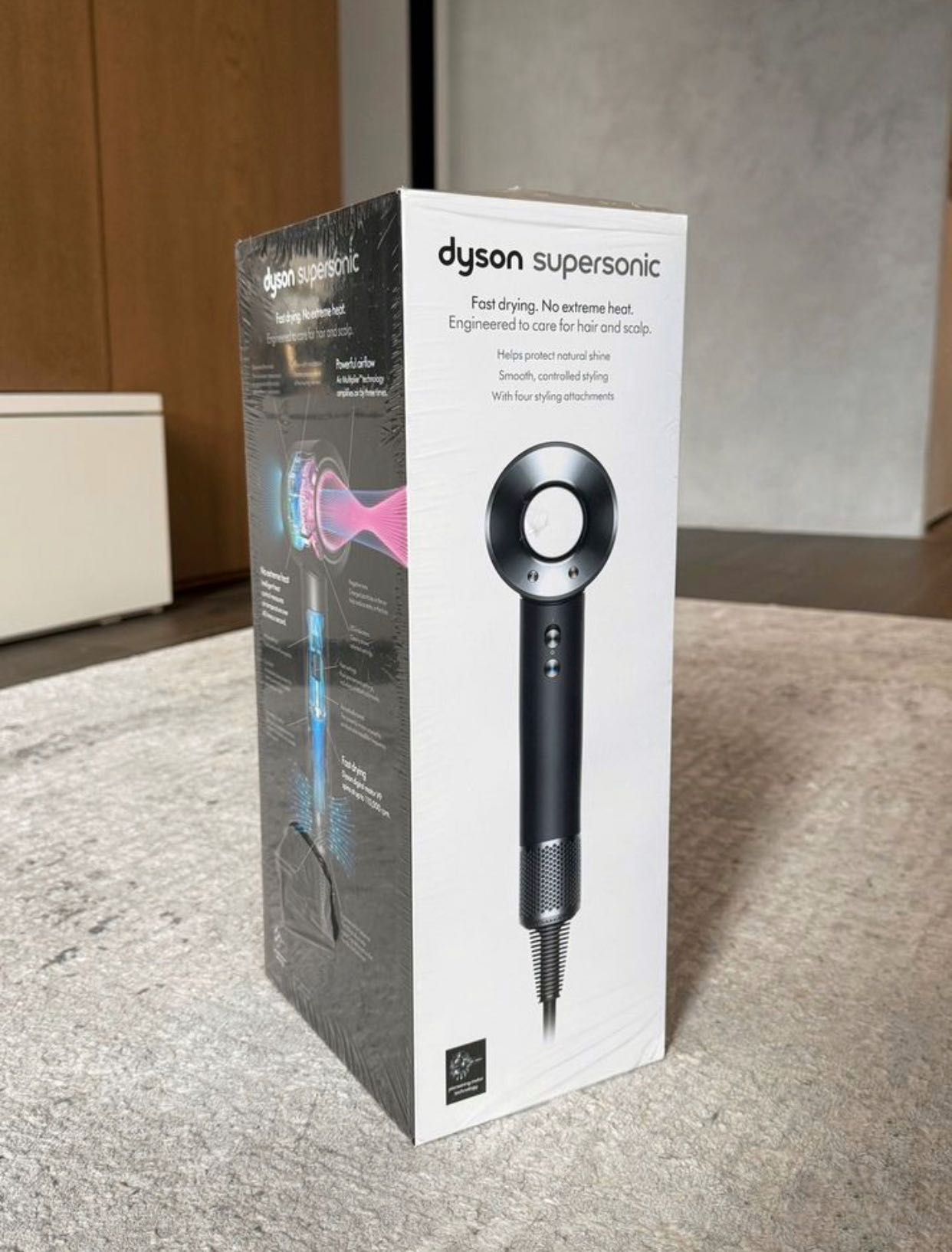 Продам Стайлер Фен Dyson Supersonic Black Edition Новый Запечатан