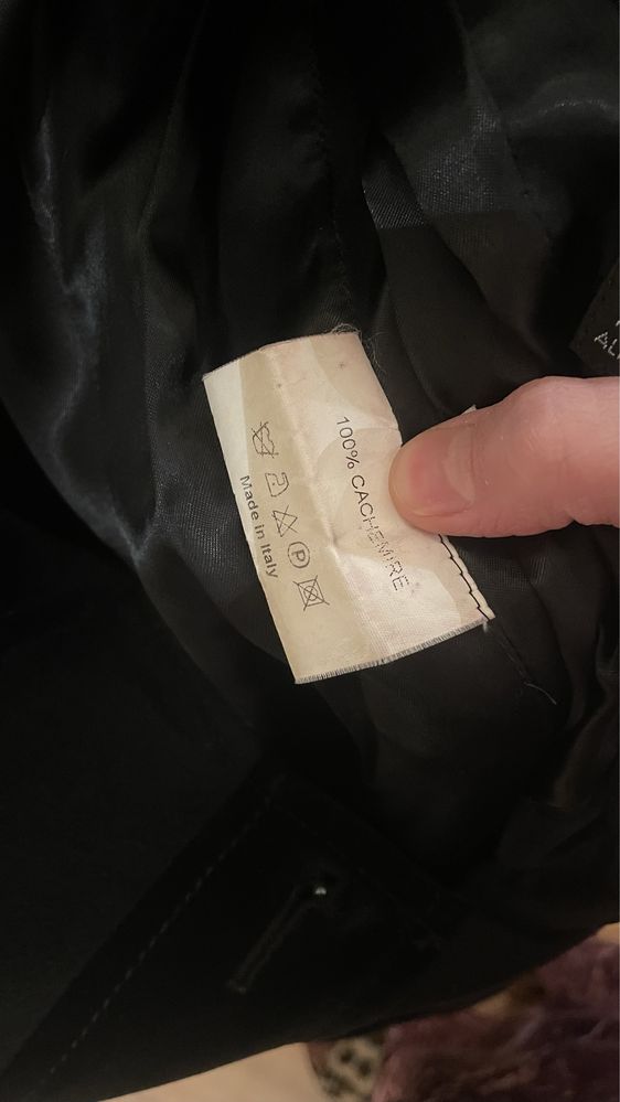 Брендовое кашемировое пальто от Alexander McQueen
