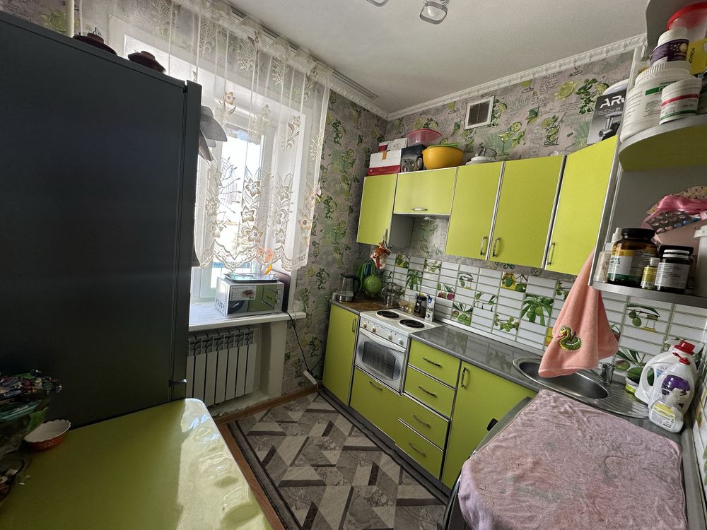Продам 2х комнатную квартиру в центре