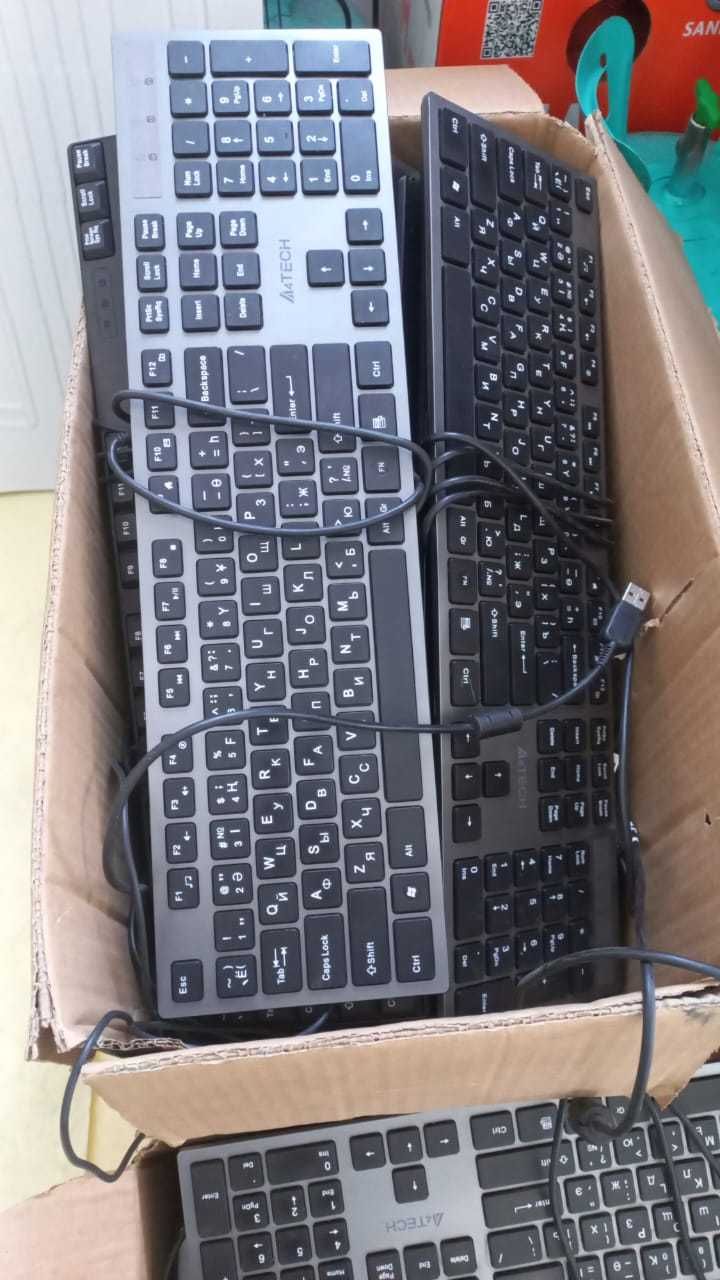 Комплектующие на компьютер. Клавиатура A4Tech KV-300H