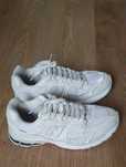 Кроссовки белые new balance