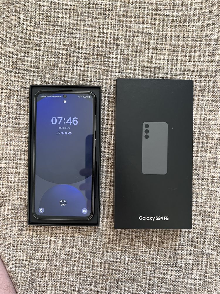 SAMSUNG S24 FE 8/128 GB неделя как открыли, состояние новое