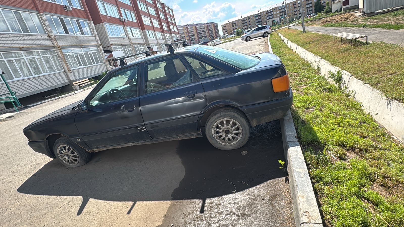 Продам машину ауди 90