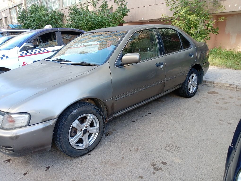 Ниссан санни 1995г
