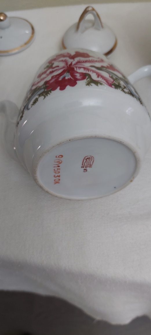 Продам чайники заварочные