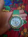 Hublot золотистый