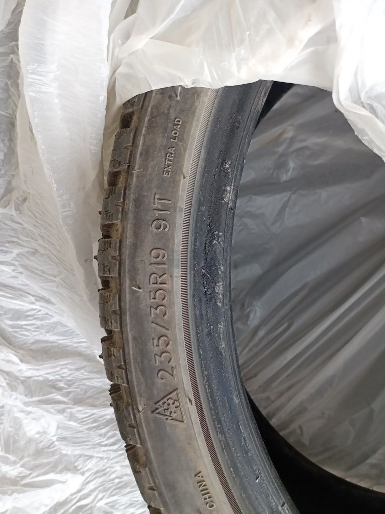 235/35 R19 зимняя резина