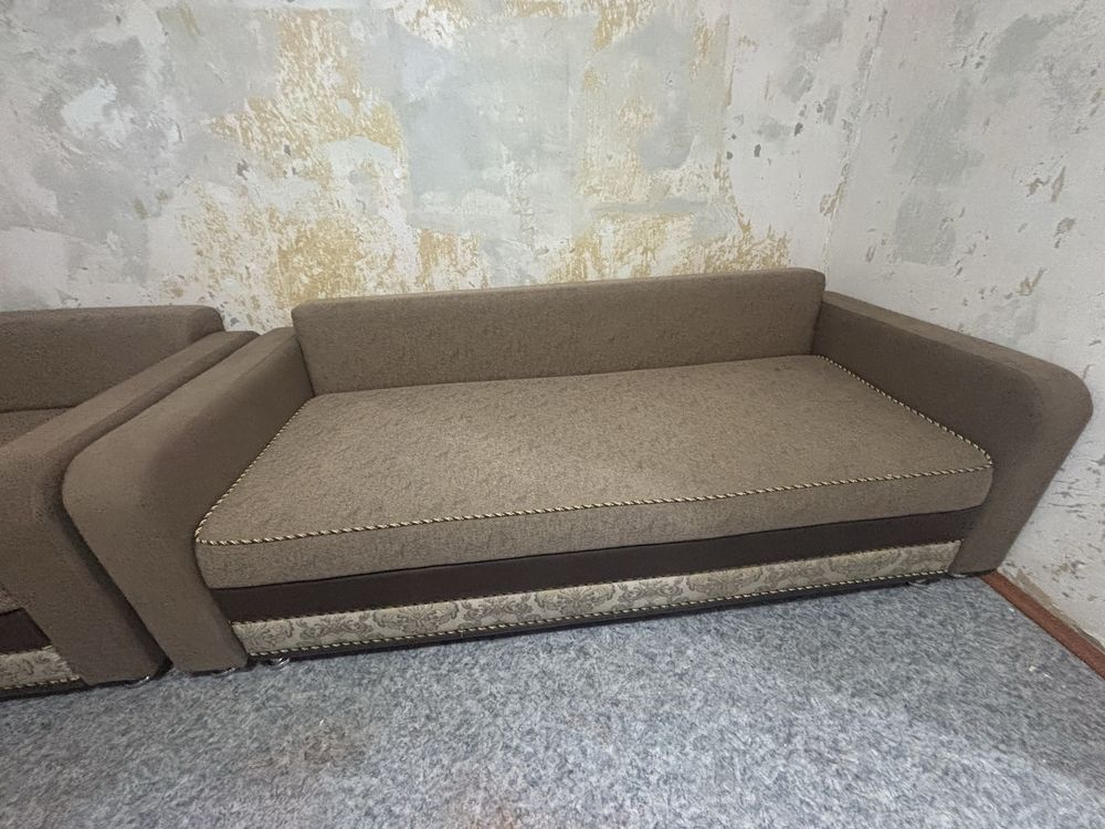 Продам диван в хорошем состояний