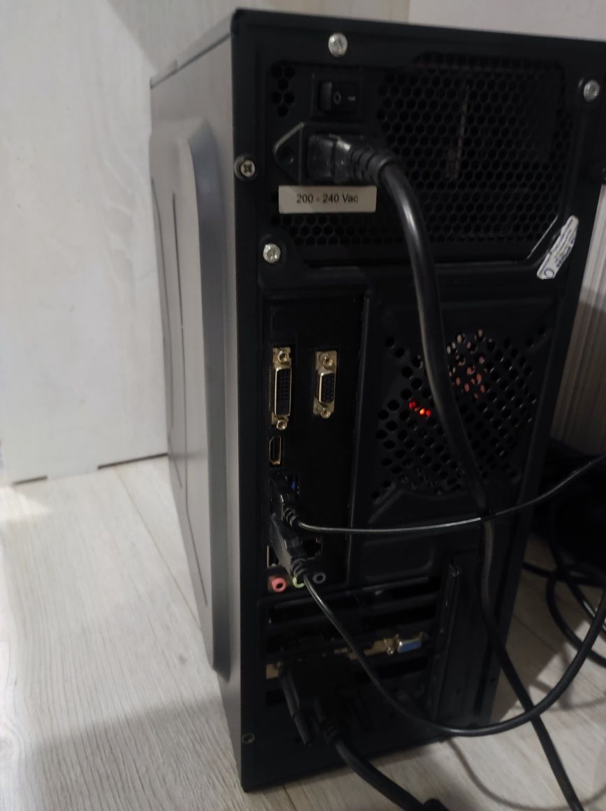 Компьютер полный комплект. I3 6100 hdd 500gb