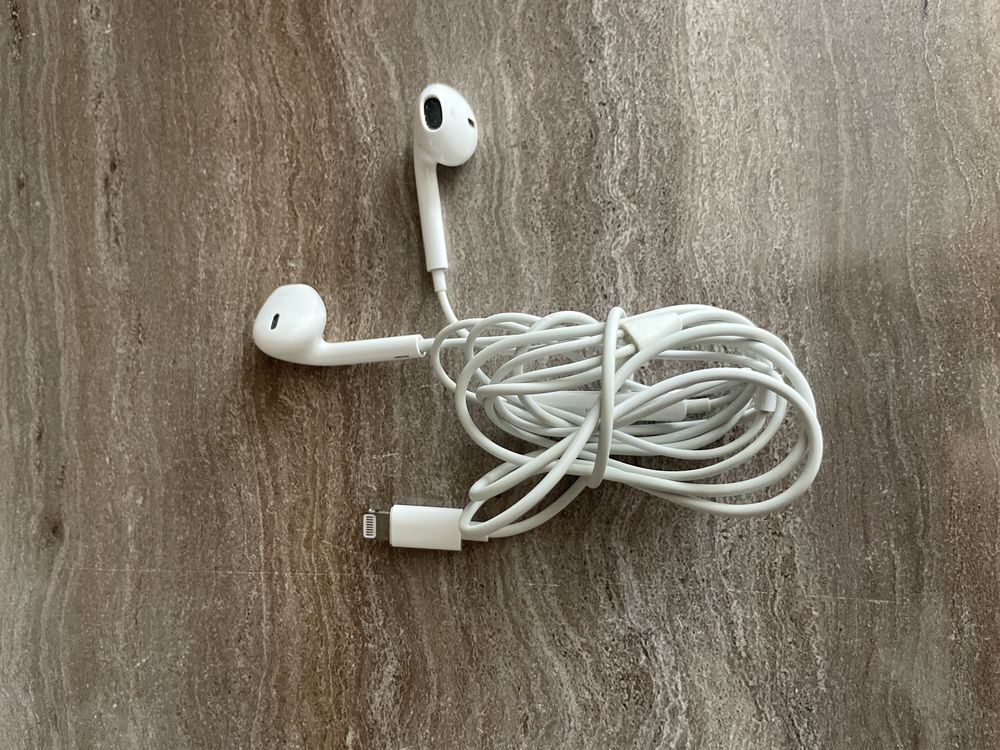 Проводные наушники iphone