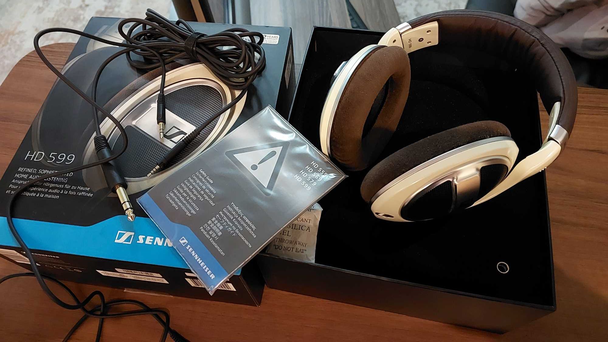 Наушники Sennheiser HD 599  ISK hd9999   Immerse