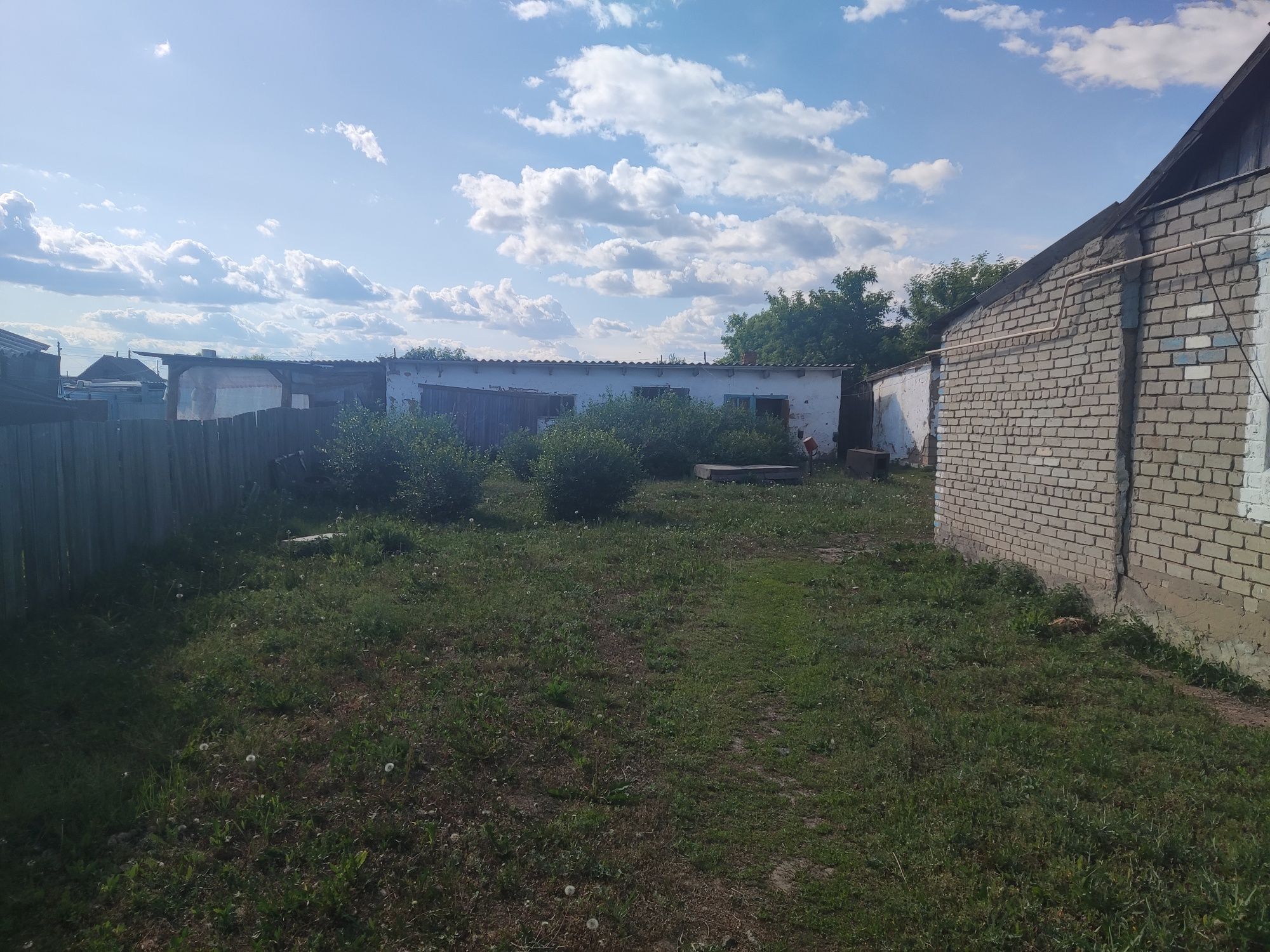 Продам дом в п. Алтын Дала