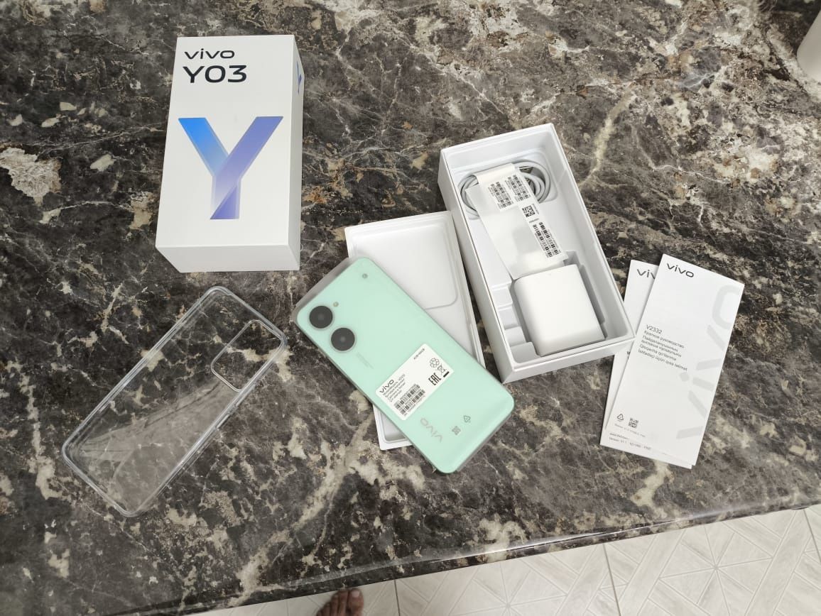 Телефон Vivo новый в коробке ни разу не использованный