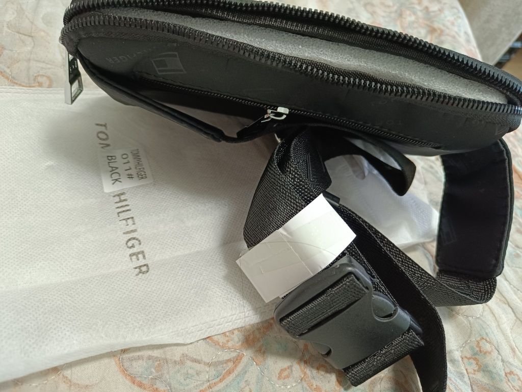 Tommy Hilfiger Сумочка,Барсетка,Клач,Бананка,Поясная и черезПлечо.Люкс