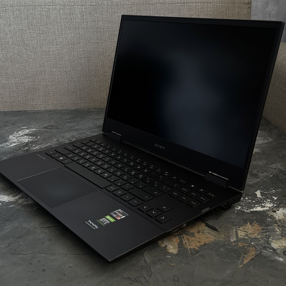 Ноутбук HP OMEN 15-en1003ur
