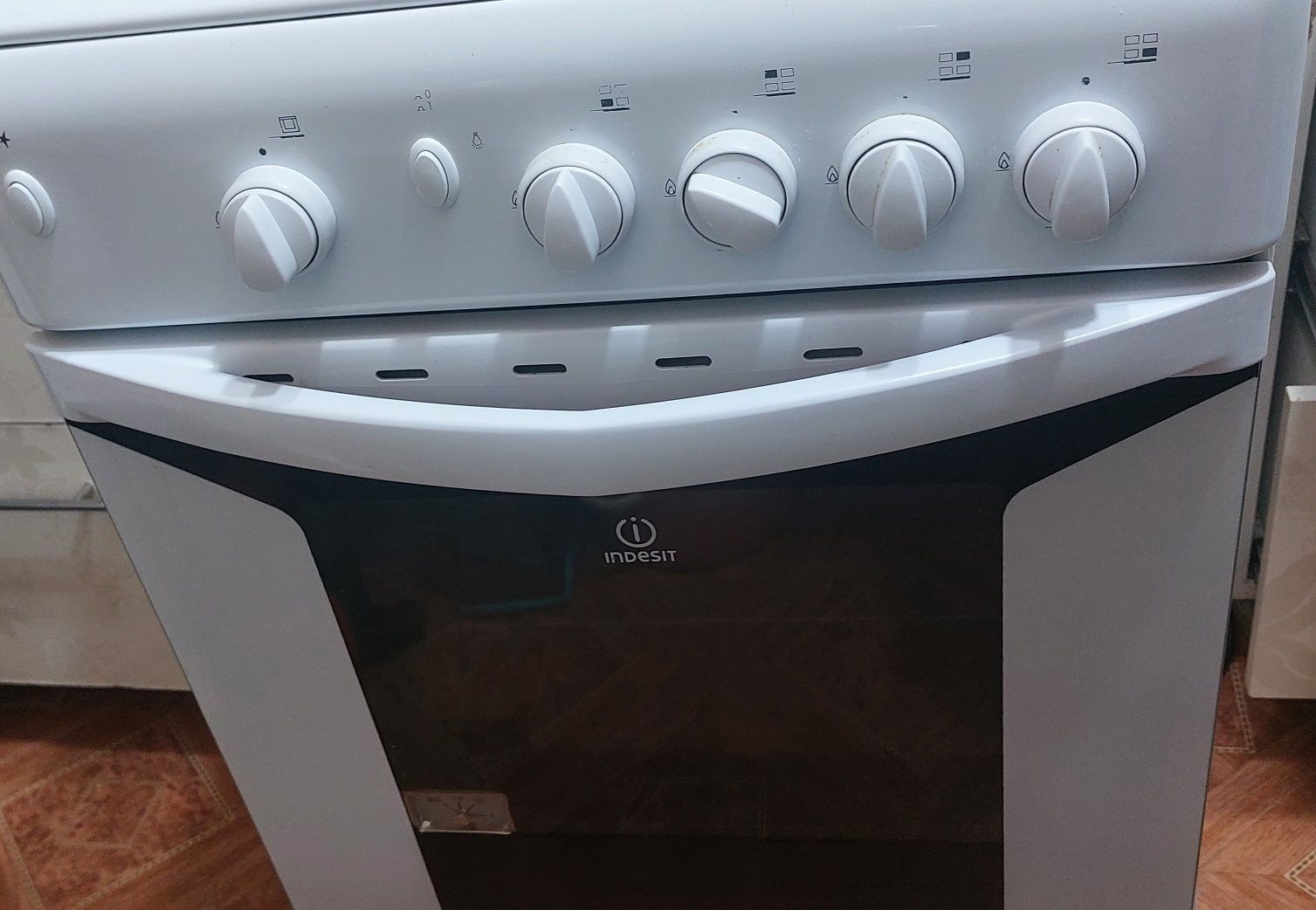 Газ плита indesit