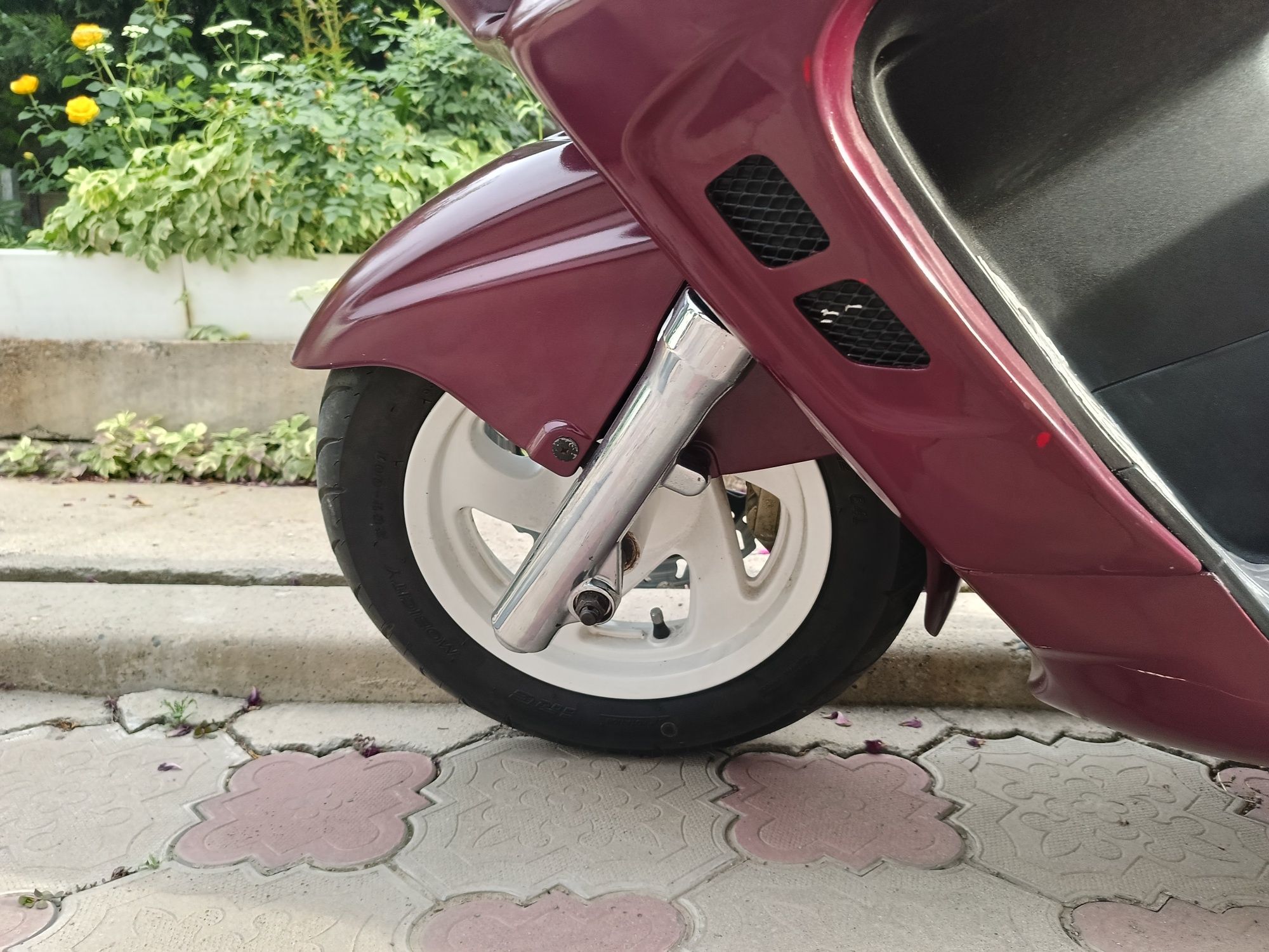 Yamaha Magesty 250
