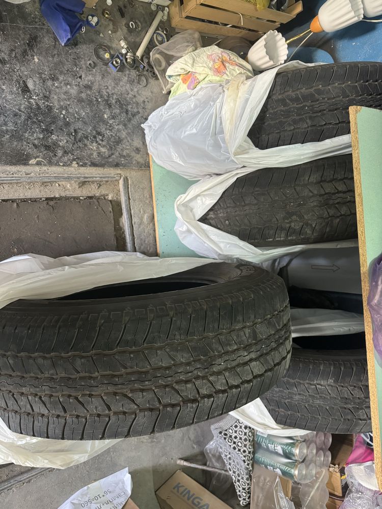 Шины Yokohama 245/70 R18 4 шт