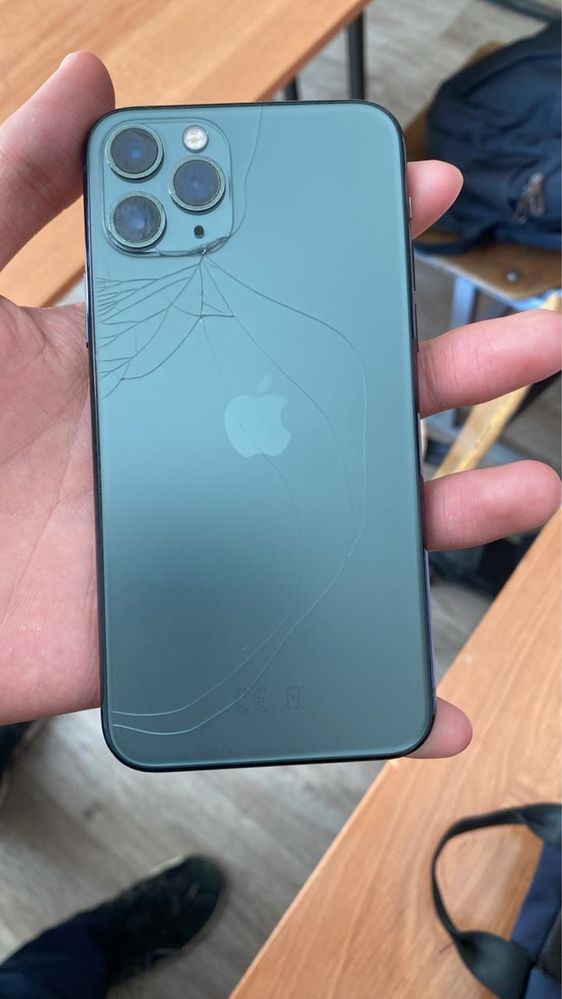 iPhone 11 pro 64 гб