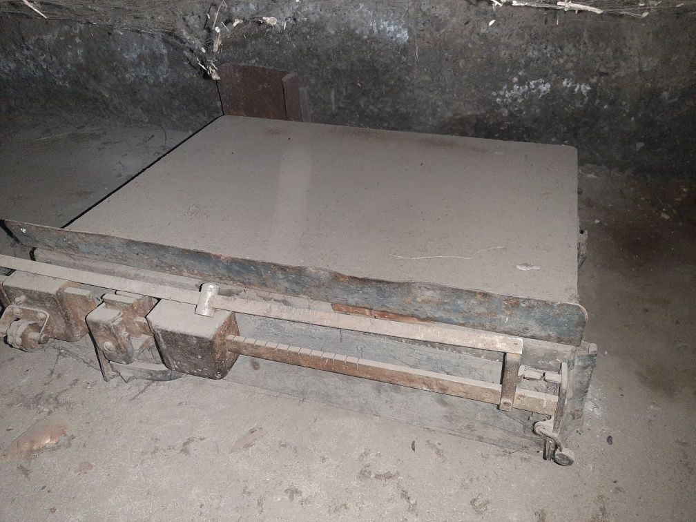 Весы механические напольные