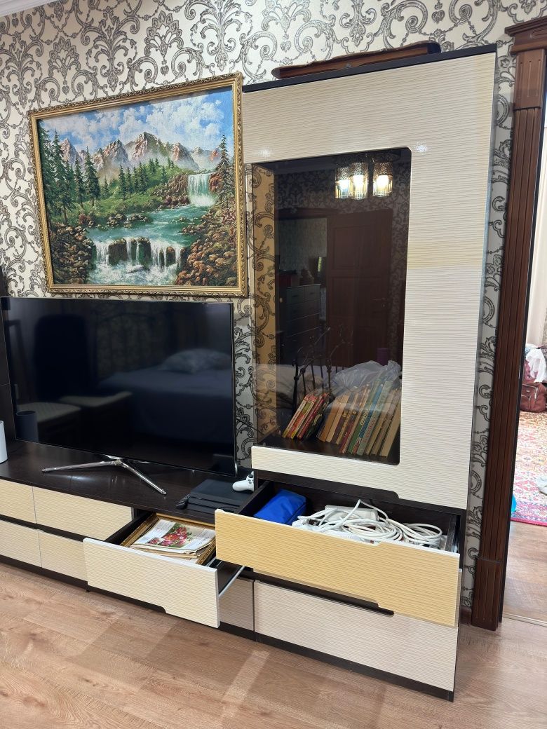 Продам стенку горка.