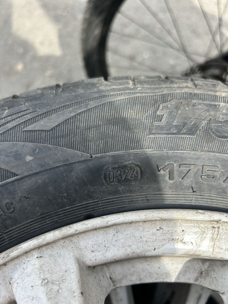 Продам на ваз диски
