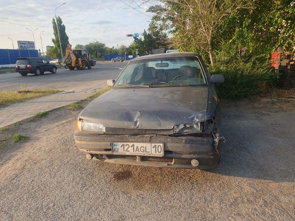 Продаётся Мазда 323бг