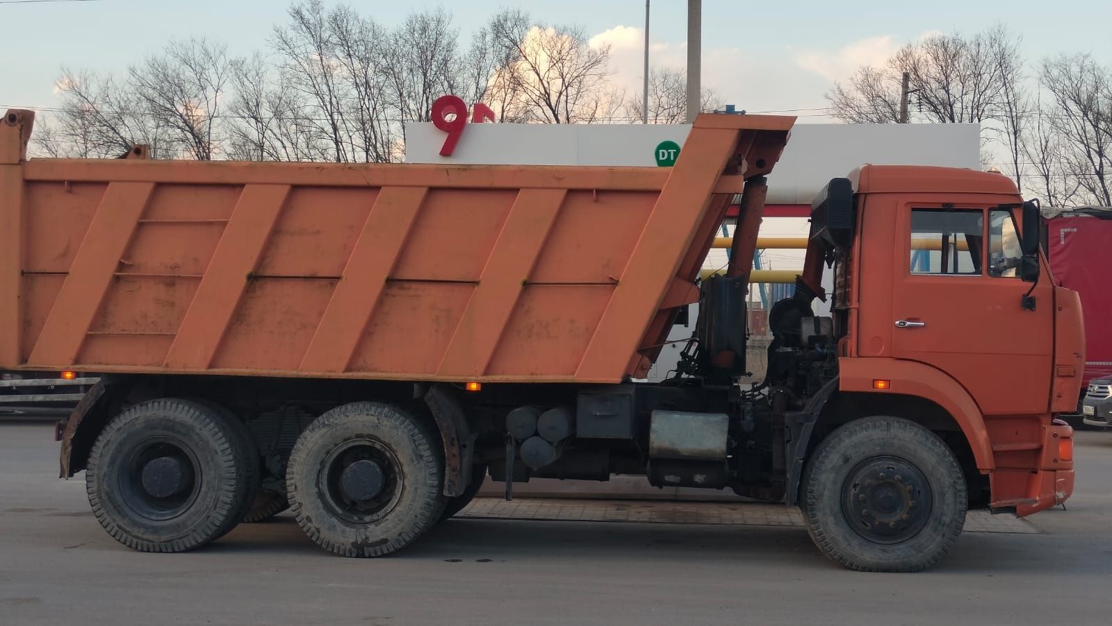 12.00R20 19шт,на камаз 20т.