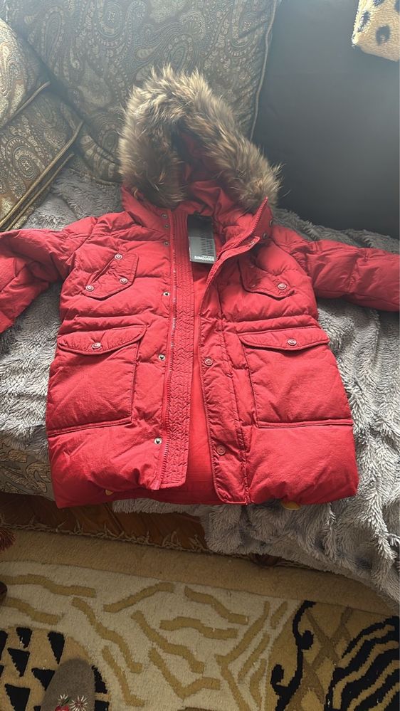Продам верхнюю одежду (новые)