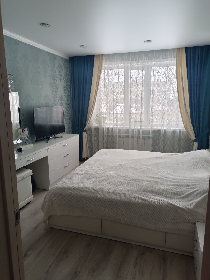 Продам 4х комнатную квартиру Торайгырова 22