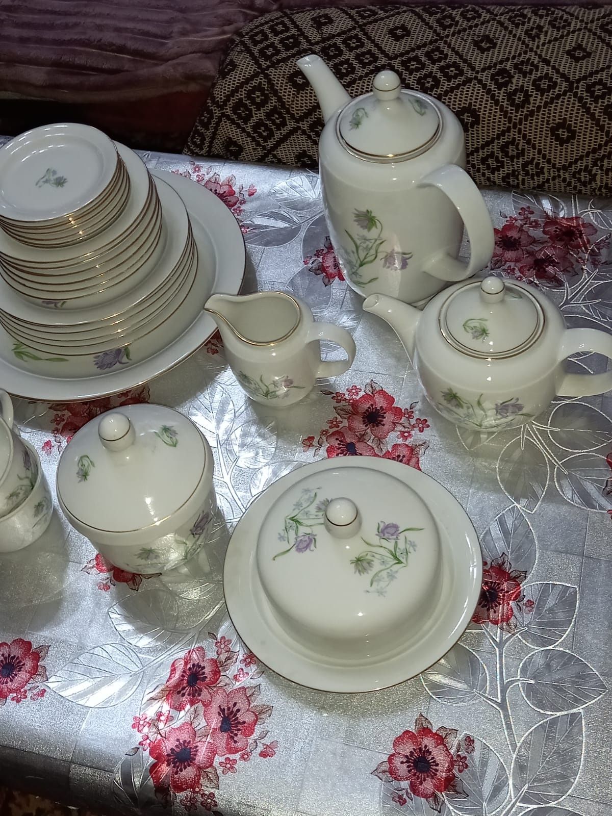 Фарфоровый сервиз ГДР 32 предмета