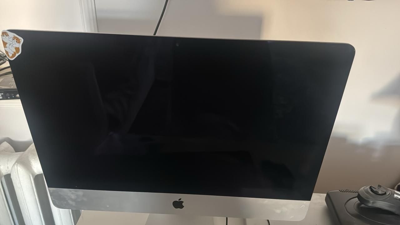 imac 2013 late 21, i5/RAM8/Intel Iris Pro graphics